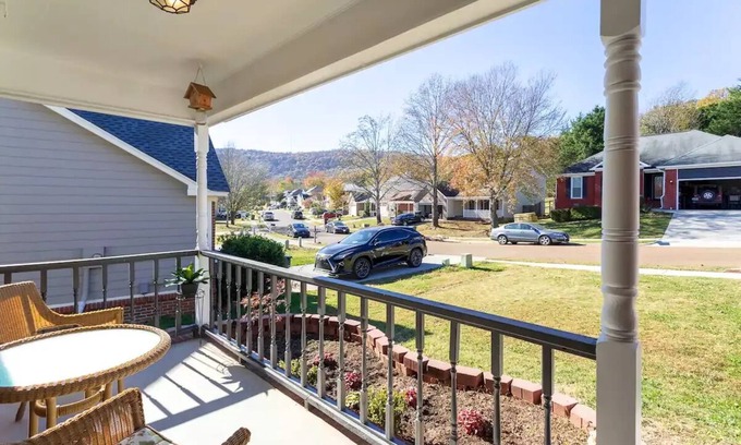 Normal House | Huntsville home with mountain view