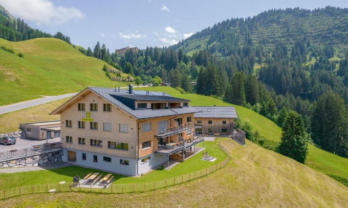 Schroecken Apartment | HUS23 with Wellness