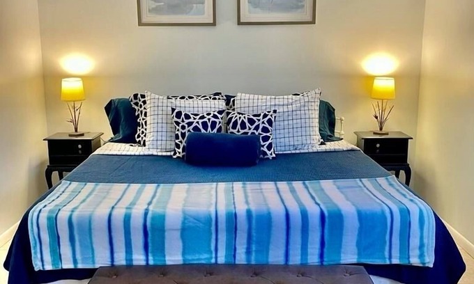 Fort Pierce Condo | Hutchinson Island Dog Friendly Cozy Condo. Directly across from the BEACH!