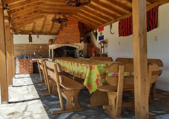 Hvoyna House | Hvoyna House