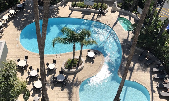 Airport Area Hotel | Hyatt Regency Newport Beach West