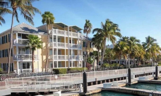 Truman Annex Resort | Hyatt Sunset Harbor Resort- 2 Bedroom Villa- Old Town Key West- Walk Everywhere