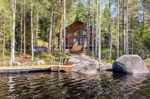 Ahtari House | Hyvölän Mökit