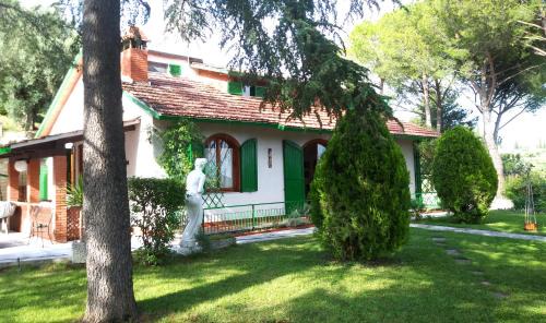 Collesanto House | I Pini House