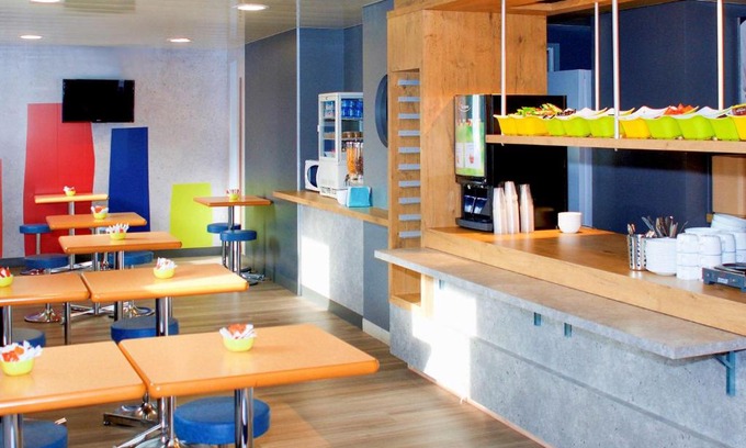 Flers Hotel | ibis budget Flers Grands Champs