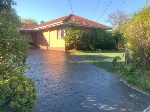 Glen Waverley Villa | Ideal accommodation in Glen Waverley