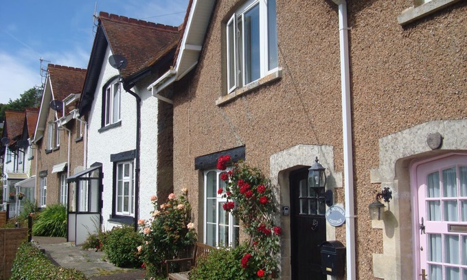 Beer Cottage | Ideal for families, quiet spot, 4 min walk to beach, village, pubs, restaurants.