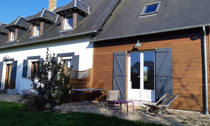 Gonneville-sur-Mer Apartment | IDEAL GUEST-HOUSE for RIDERS and their HORSES !