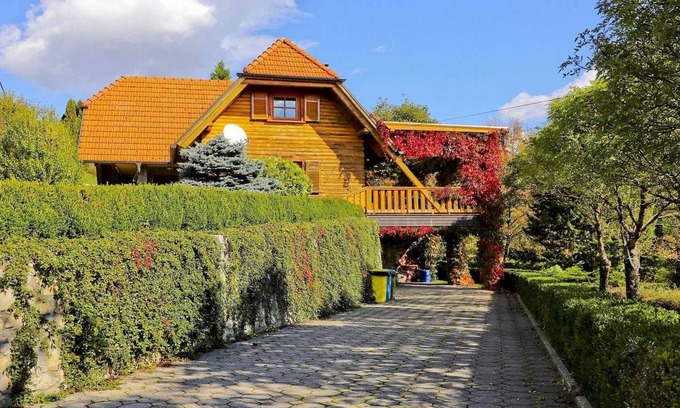Donja Voca Villa | Ideal home in nature with swimming pool in Gornja Voća