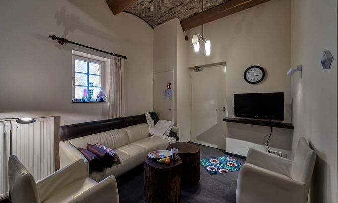Mesch Apartment | Idyllic Family Escape in Limburg