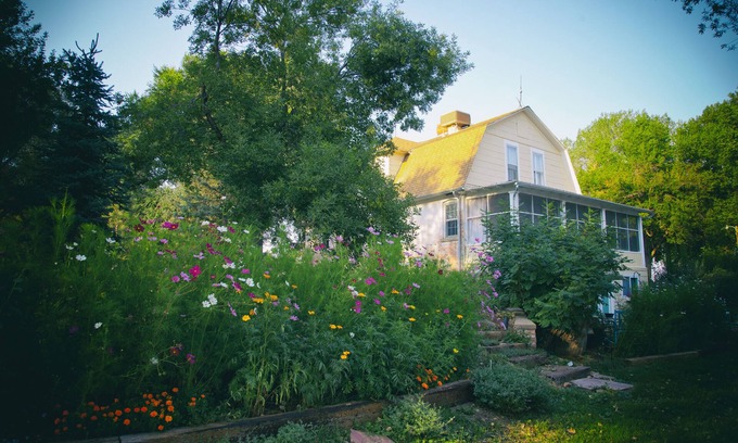 Boulder Other | Idyllic, Fully Restored 1890's Farmhouse: max occupancy 6