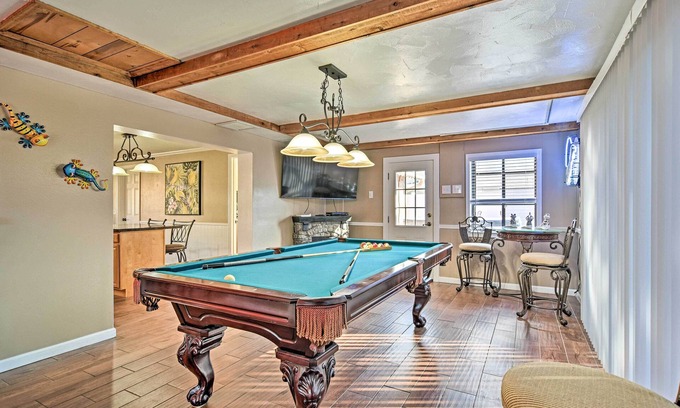 Walsingham House | Idyllic Largo Escape w/Private Pool & Lanai!