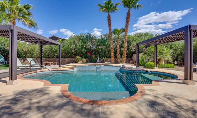 Las Vegas Cottage | Idyllic Las Vegas Oasis w/Outdoor Pool!