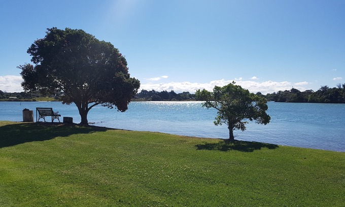 Kerikeri House | Idyllic private beach getaway