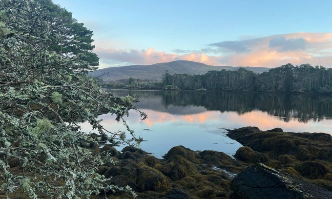 Eyeries Cottage | Idyllic seaside cottage on Ireland's glorious Wild Atlantic Way.