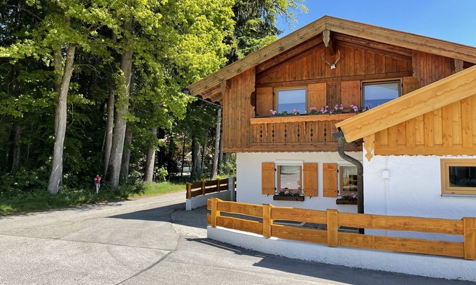 Moosrain House | Idyllic time out on the forest path New!