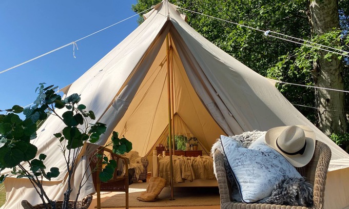 Skien Cabin | Idyllisk Glamping Rett ved Elven