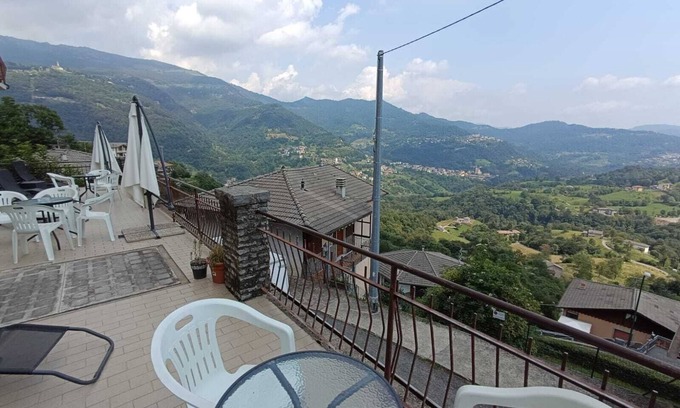 Rota d'Imagna Bed & Breakfast | Il Borgo del Castello