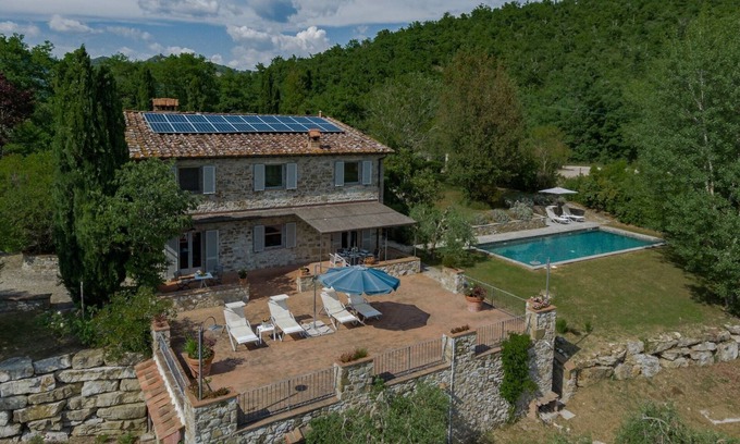 Gaiole in Chianti Villa | Il Trebbio, Gaiole in Chianti, Siena and Chianti