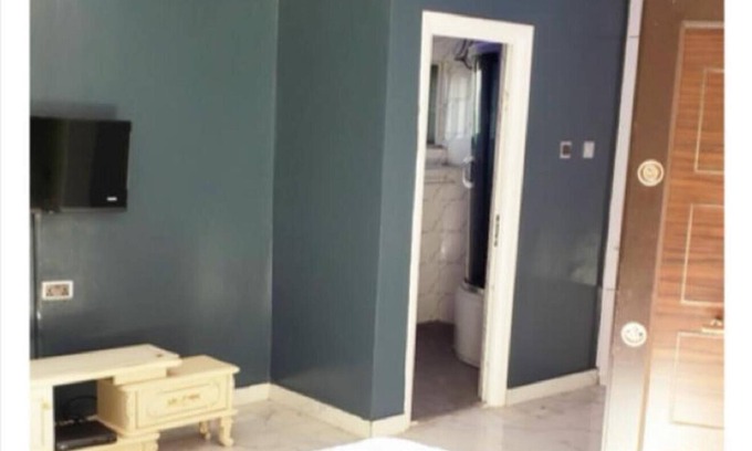 Owerri House | Immaculate 3-bed House in Owerri With Garden