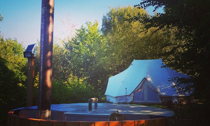 Margouet-Meymes Cabin | Immaculate Wigwam + Private Wood Burning Hot Tub
