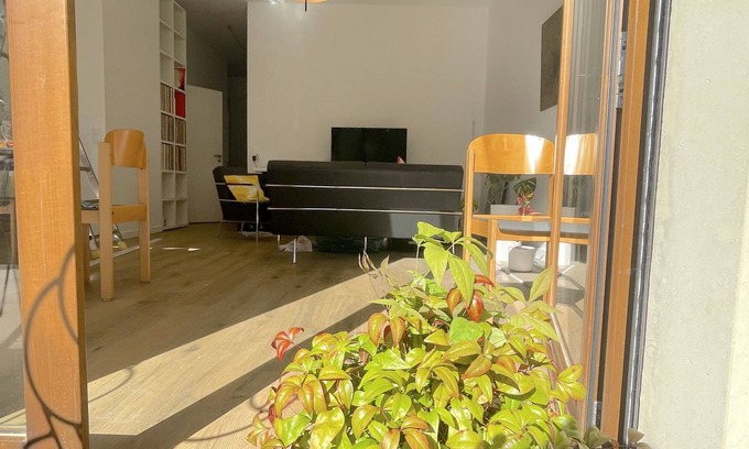 Bruges Apartment | Immediate proximity to the Bordeaux hyper center