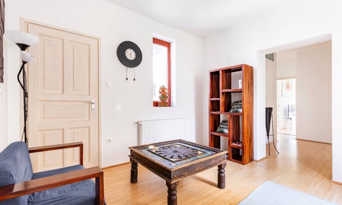 Obuda hegyvideke Apartment | In a quiet part of Buda in a green environment with a panorama of the city