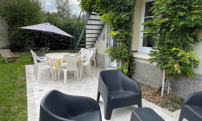 Bracieux House | In Sologne, family home with garden near Chambord castle and forests