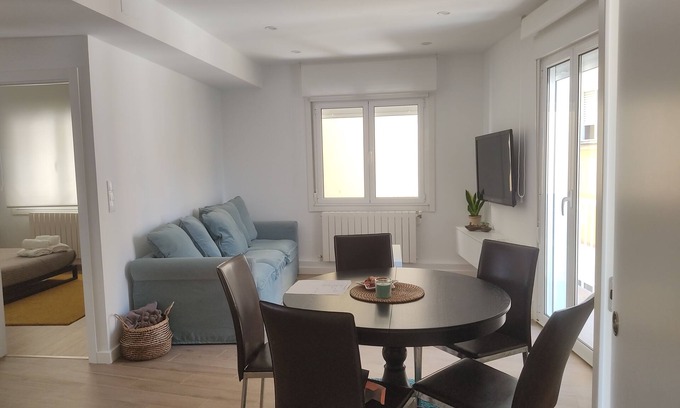 Moana Apartment | In the center of Moaña, a few minutes walk from the maritime station and Vigo