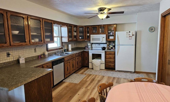 Brookston Other | In the country, 16 min. drive from Purdue University Campus & West Lafayette, IN