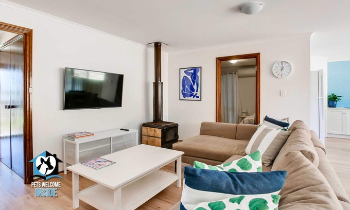 Goolwa South House | In The Sand Dunes & Renovated House