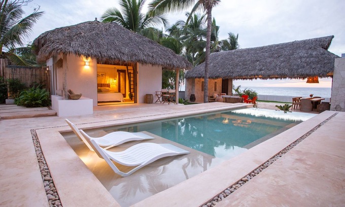 Higuera Blanca Villa | In the Sand Luxury Beach Front Villa w/climate-controlled Saltwater pool