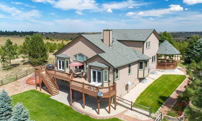 Parker Other | Incredible find! Gathering spaces, mtn views, bbq, 10 min to horse park and town