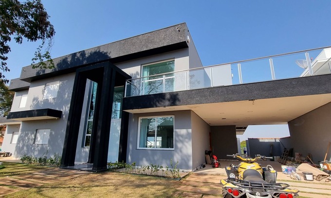 Paranapanema House | * INCREDIBLE MANSION IN RIVIERA DE SANTA CRISTINA XIII WITH PARTY FACILITIES *