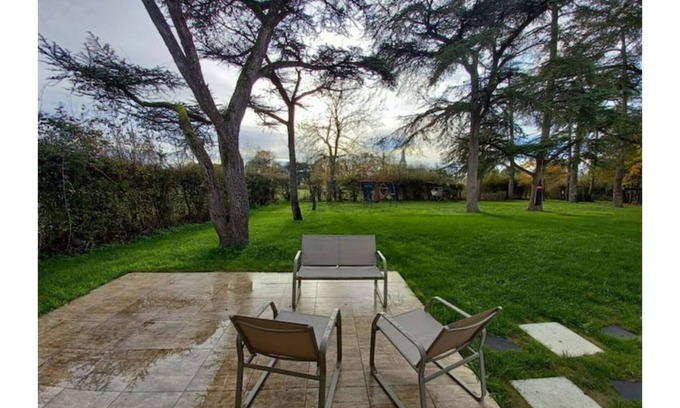 Somloire Ski Chalet | Independent chalet in a quiet area near puy du fou