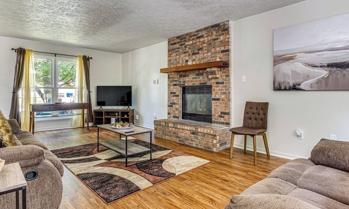 Acton House | Indianapolis Home w/Fire Pit & On-Site Fishing!