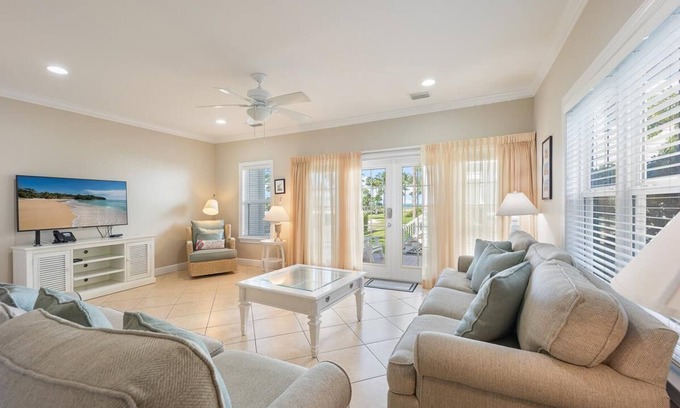 Indigo Reef Marina Homes House | Indigo Reef Resort Waterfront Villa 25 With Boat Dockage, Pool, and Sunset-View