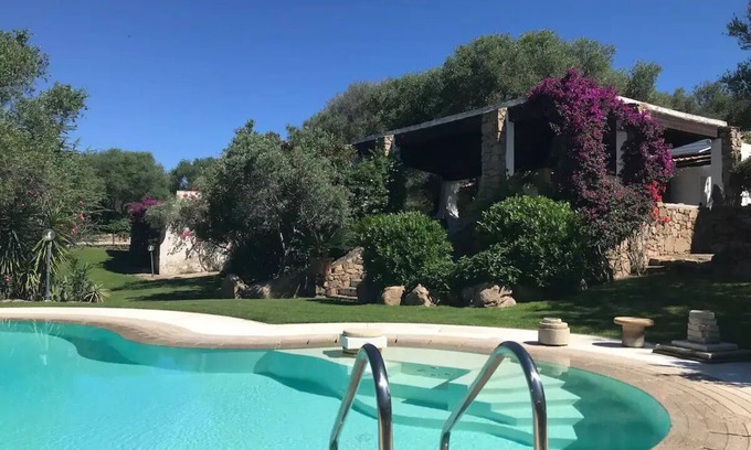 Olbia Villa | INDIPENDENT VILLA WITH PRIVATE POOL IN COSTA SMERALDA
