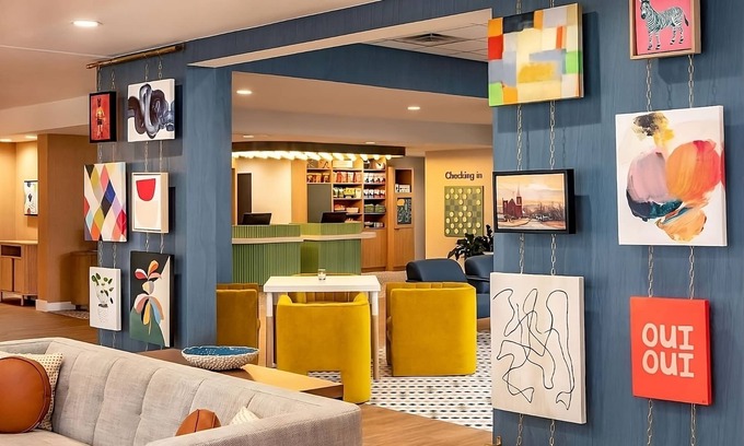 Foxboro Hotel | Indulge in Home-Like Comfort! Near Borderland State Park, Pet-Friendly Stay!