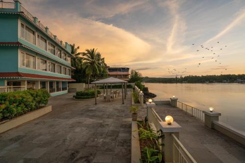 Velim Resort | Indy Waterfront Resort