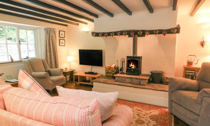 Ingleton Cottage | Ingleton - 2 Bed Cottage - Sleeps 4 - Pet Friendly