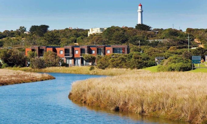 Aireys Inlet Apartment | Inlet Apartment I Walk to beach, cafes and more
