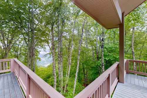Waynesville House | Into the Trees