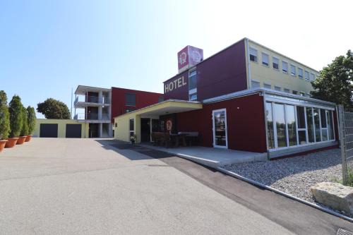 Langenau Hotel | iQ-Hotel