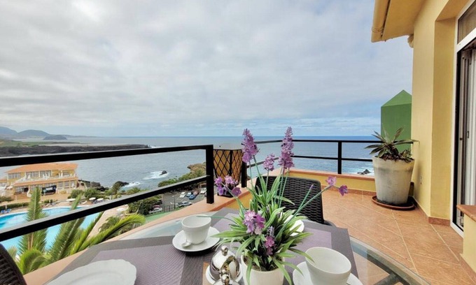 San Marcos Apartment | Ireland 1 by The Ocean Rentals