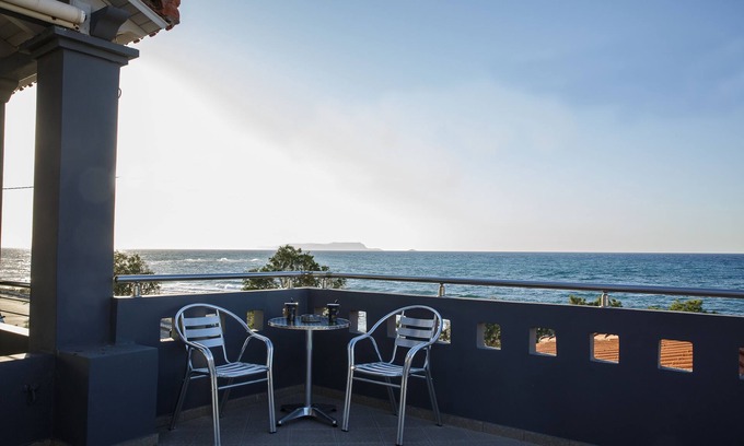 Anissaras Hotel | Irene Beach Apartments