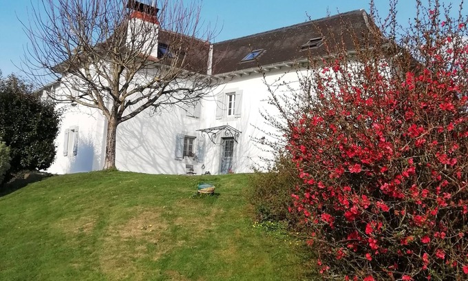 Aussurucq House | Irigaray house barricata district