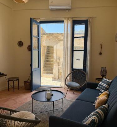 Kalo Chorio Apartment | iris house
