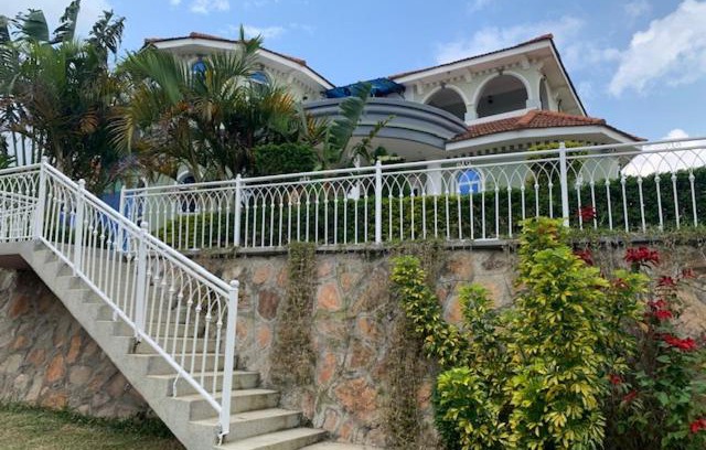 Rukungiri House | Ishuro Villas