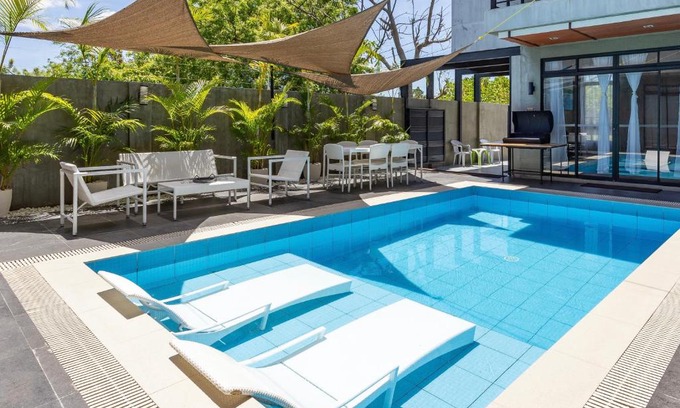 Maribago Villa | ISLA VILLA 2 Luxury Pool Villa near beach with karaoke video games barbecue